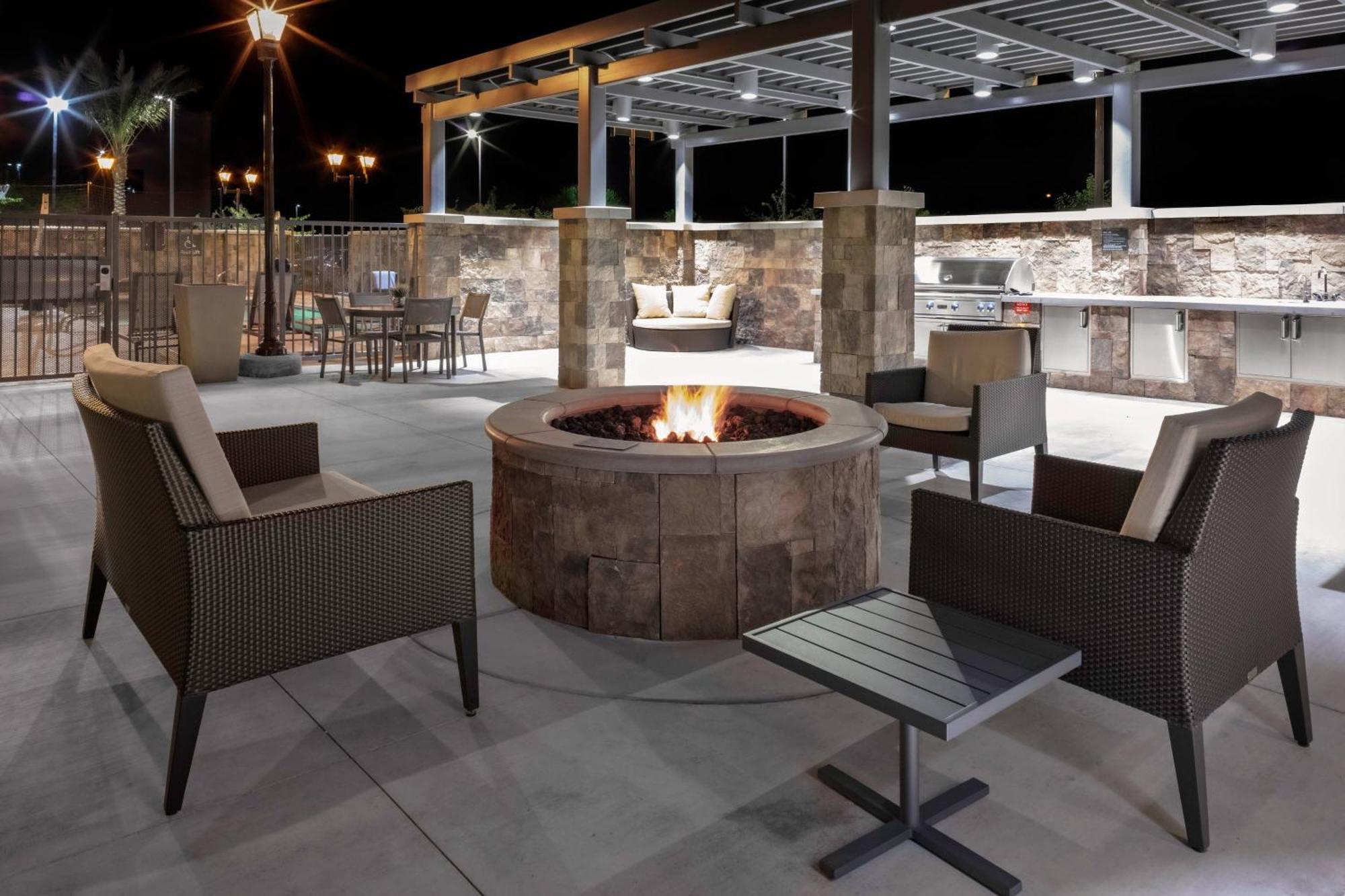 Residence Inn By Marriott Phoenix Mesa East Esterno foto